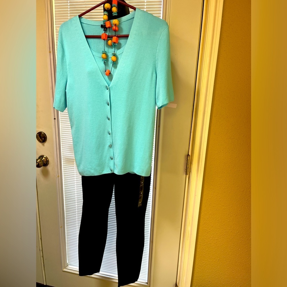 NWOT. Cardigan and matching shell. NWOT#73